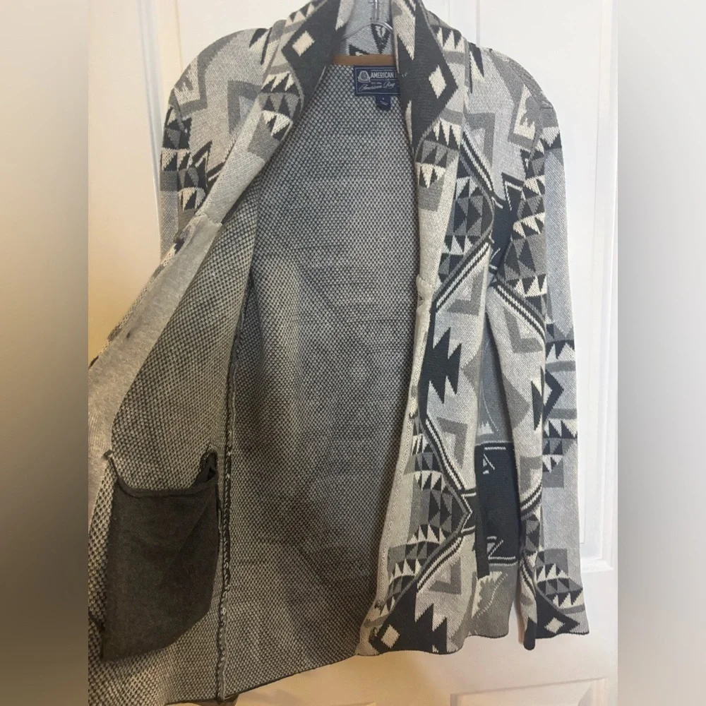 EUC American Rag Mens Cotton Knit Cardigan in shades of grey size Small